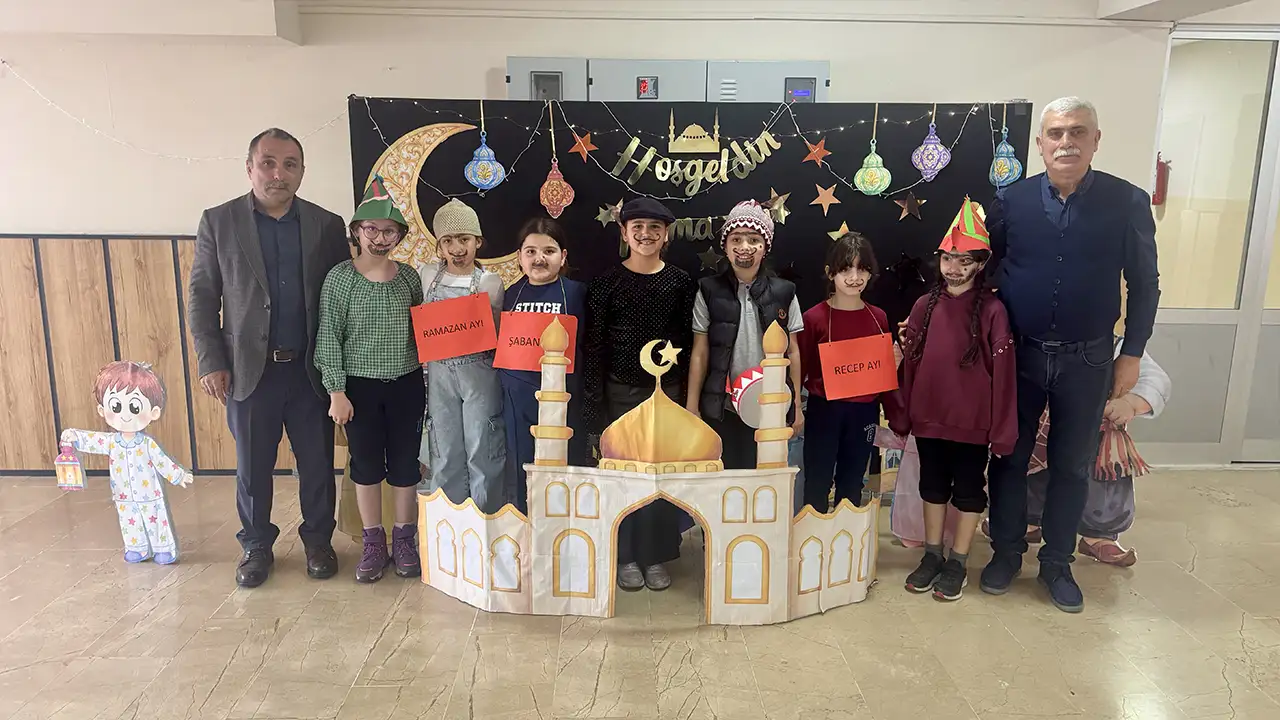 trabzondan-artvine-ramazan-heyecani-ogrencilerden-anlamli-etkinlik