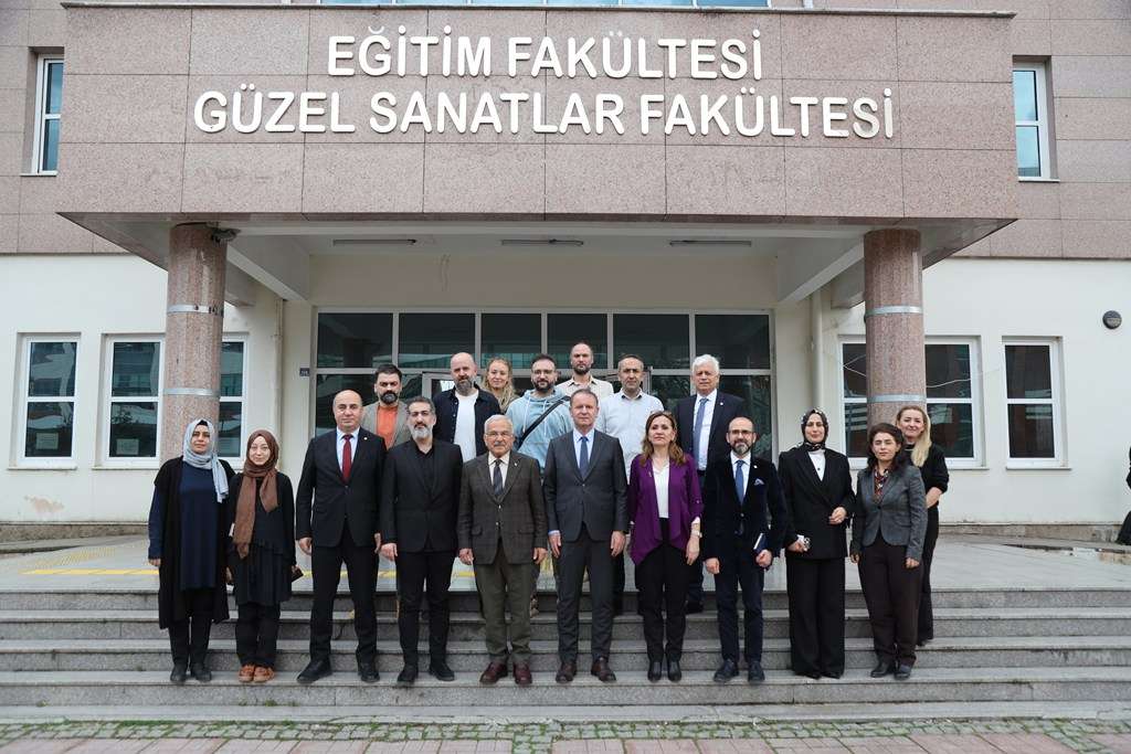 aa-20260219-40609763-40609760-ordu-buyuksehir-belediye-baskani-gulerden-ordu-universitesine-ziyaret