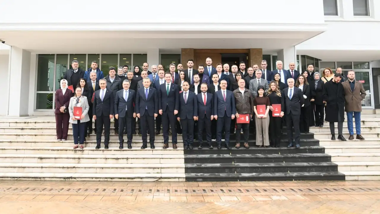 trabzonda-okculuk-protokolu-imzalandi-18-ilcede-egitimler-baslayacak