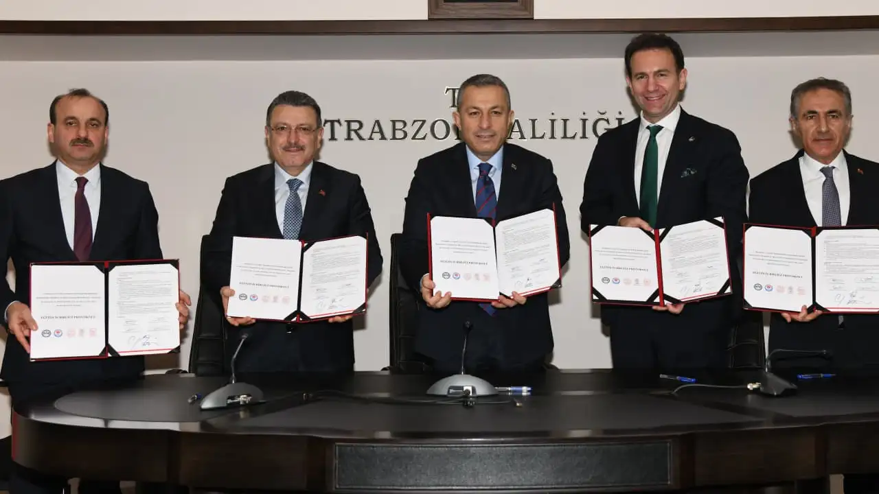 trabzonda-okculuk-protokolu-imzalandi-18-ilcede-egitimler-baslayacak