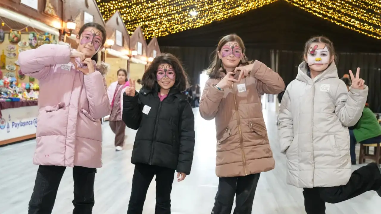 trabzonda-ramazan-etkinlik-cadiri-cocuklarin-nesesiyle-acildi