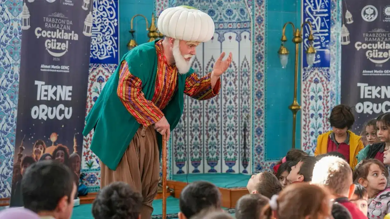 baskan-genc-cocuklarla-bulustu-gf