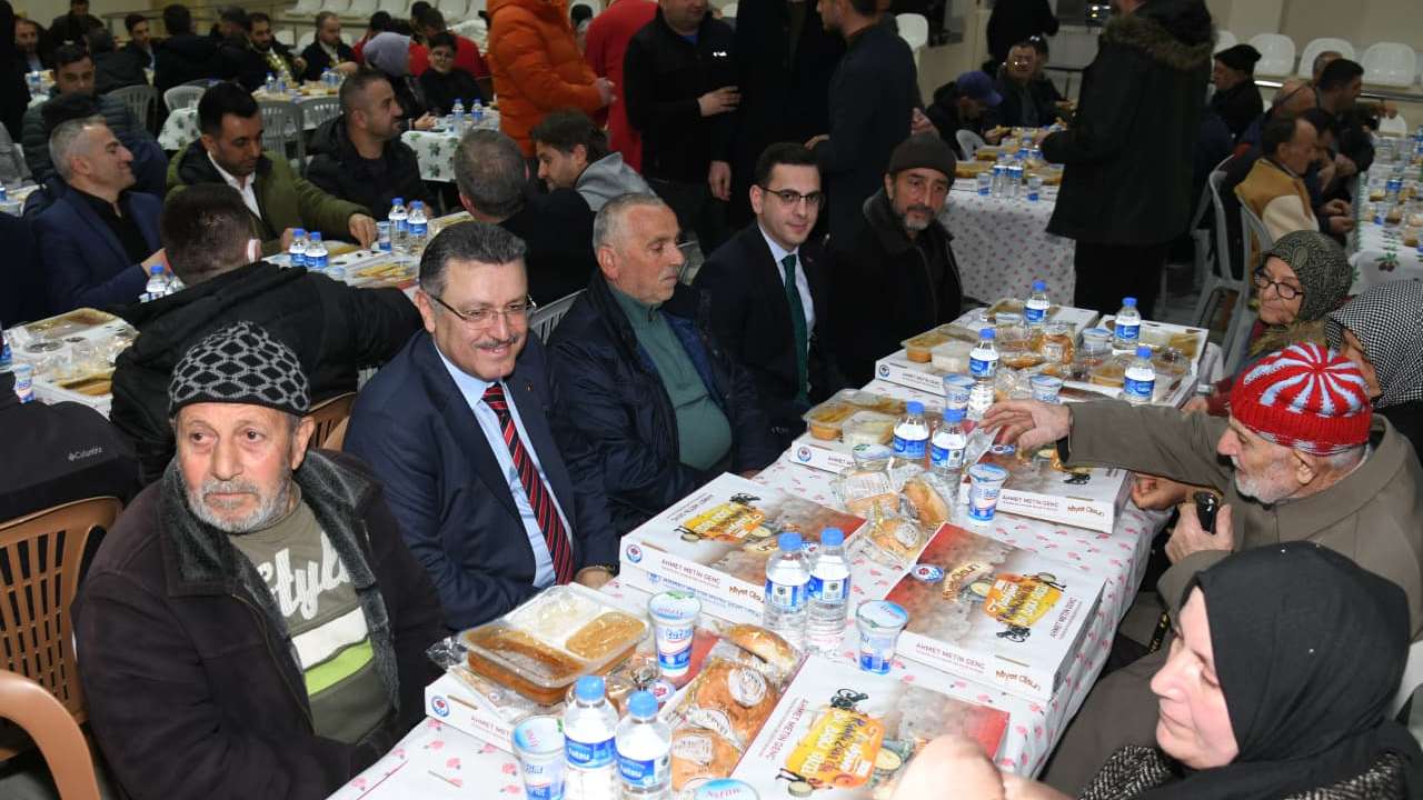 baskan-genc-ramazanin-bereketiyle-milli-yuruyusumuz-kararlilikla-surecek