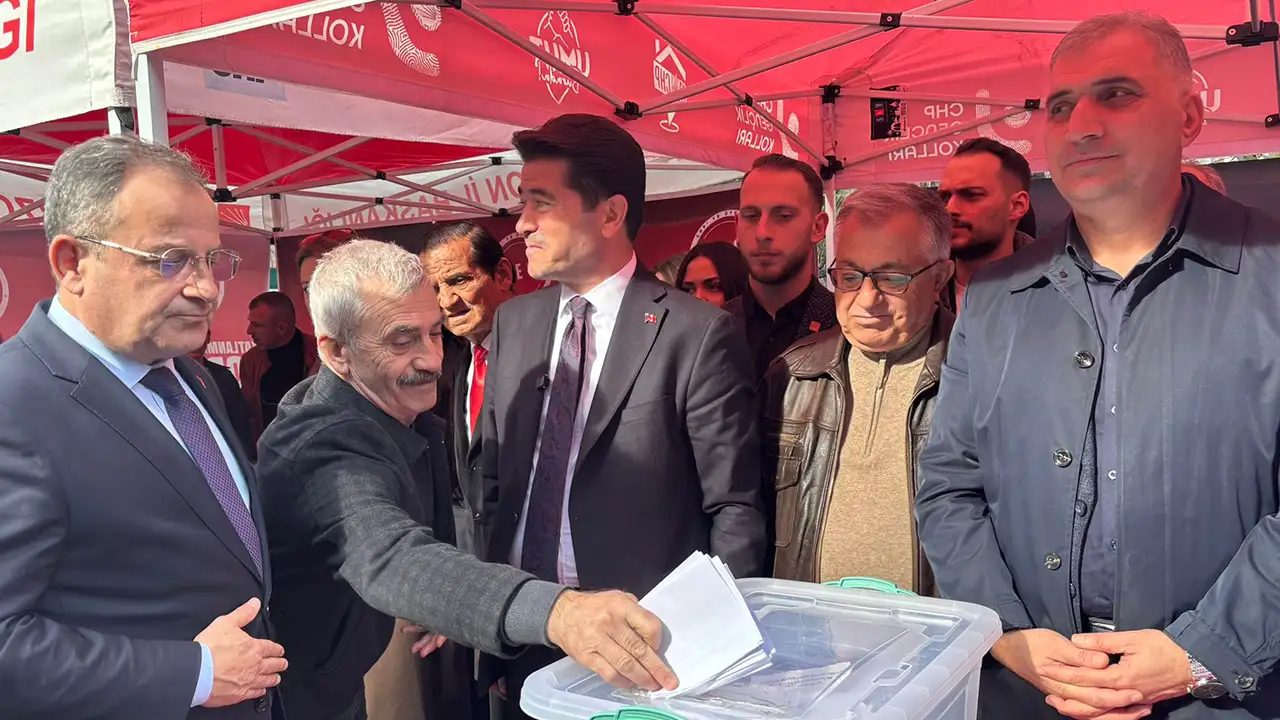 trabzonda-semdinli-tartismalari-suruyor-chpden-100-milyon-tllik-hibeye-onay-veriyor-musunuz