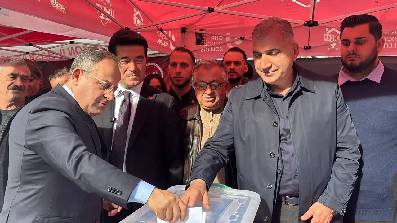 trabzonda-semdinli-tartismalari-suruyor-chpden-100-milyon-tllik-hibeye-onay-veriyor-musunuz