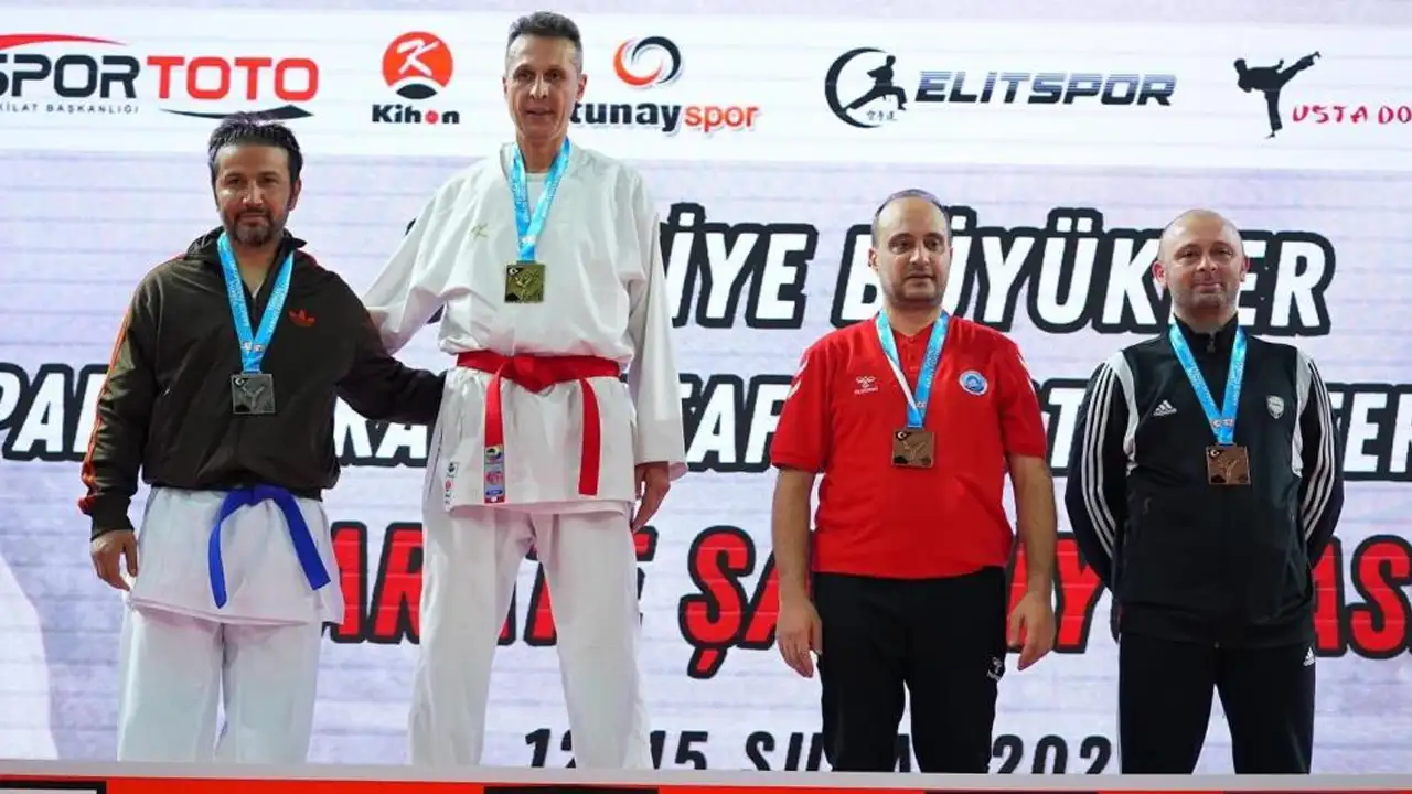 47-yasinda-milli-formayi-giydi-osman-sisko-balkan-sampiyonasinda-turkiyeyi-temsil-edecek