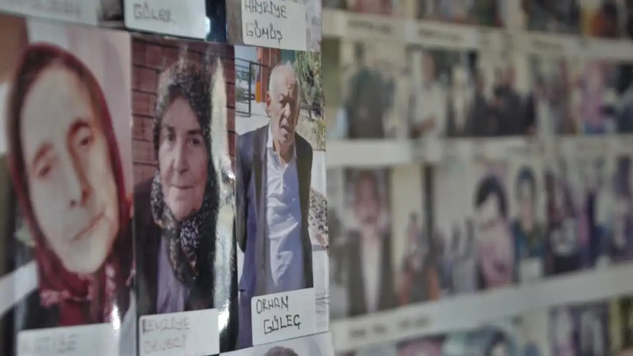 orduda-vefat-edenlerin-fotograflari-duvarlarda-yasatiliyor