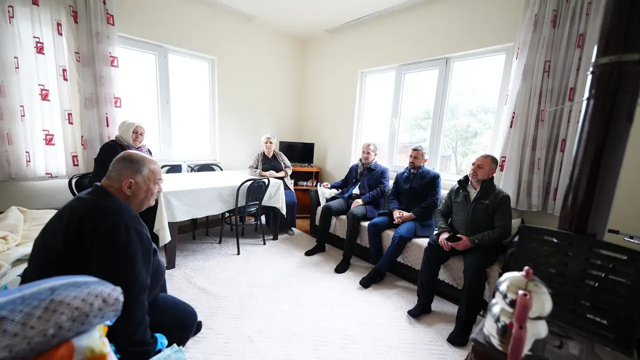 akcaabatta-gonullere-dokunan-hizmet-baskan-ekim-hastalarin-yaninda