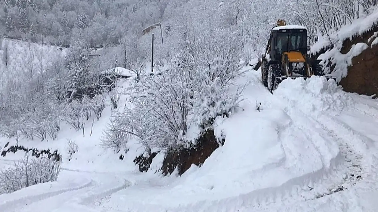 ordu-valisi-eroldan-yuksek-kesimler-icin-yogun-kar-uyarisi