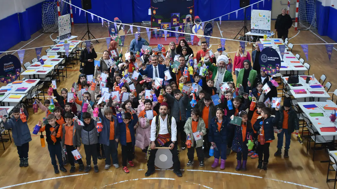 artvinde-maarifin-kalbinde-ramazan-etkinligi-duzenlendi