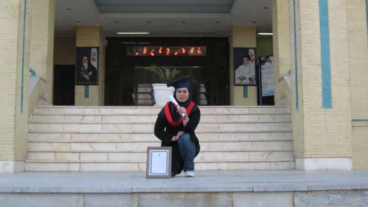 turkiyede-13-yildir-yasayan-iranli-kadin-deport-riskiyle-karsi-karsiya-bir-yanda-korku-bir-yanda-umut-gergin-bekleyis