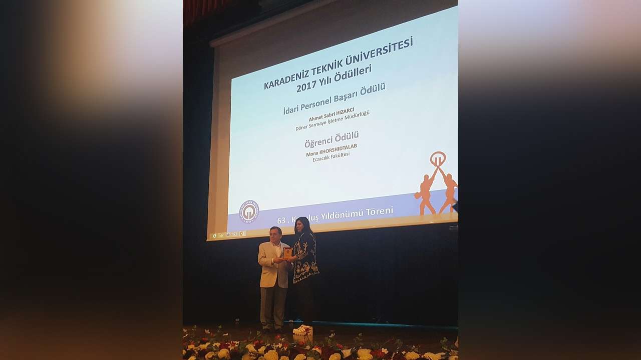 turkiyede-13-yildir-yasayan-iranli-kadin-deport-riskiyle-karsi-karsiya-bir-yanda-korku-bir-yanda-umut-gergin-bekleyis