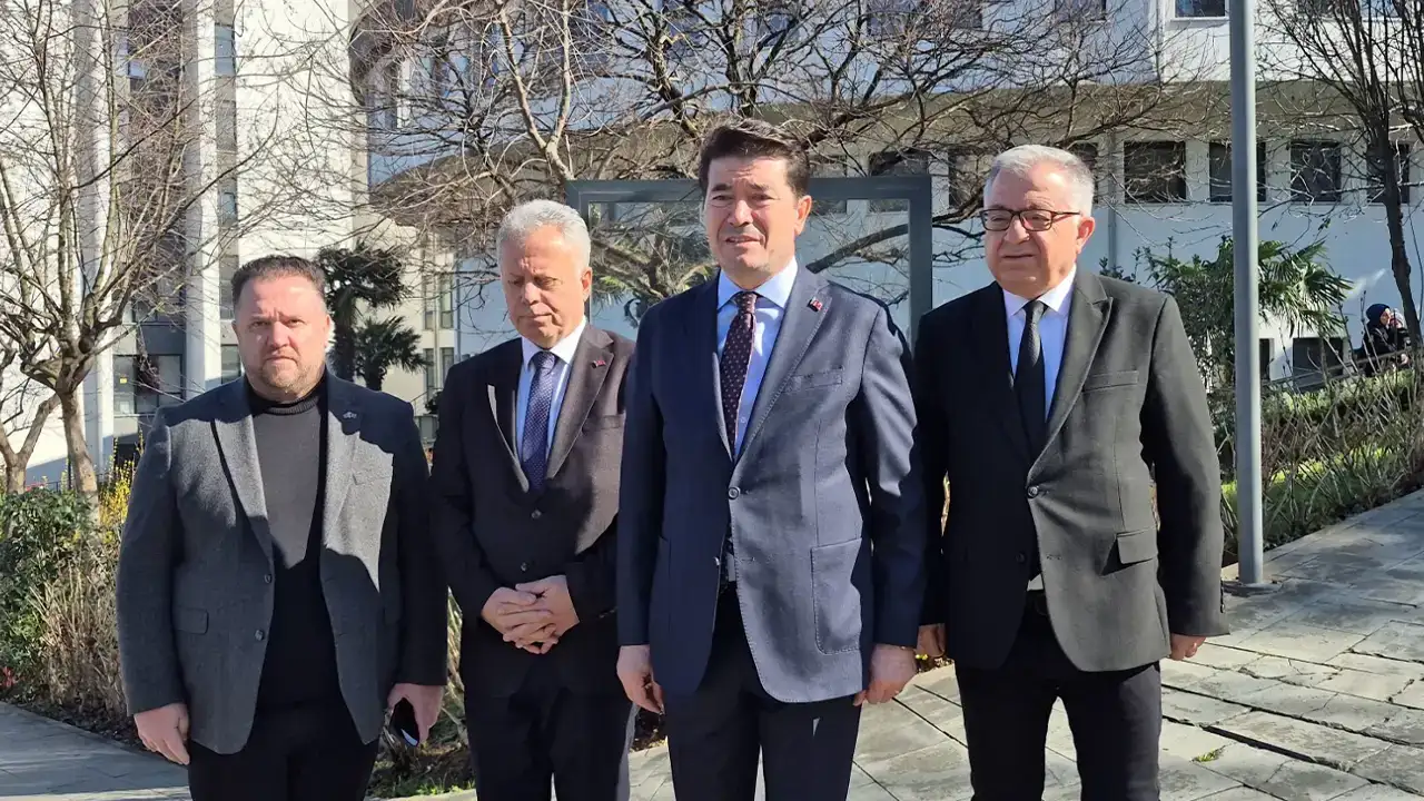 trabzonda-baskanlarin-ziyareti-tartisma-konusu-oldu