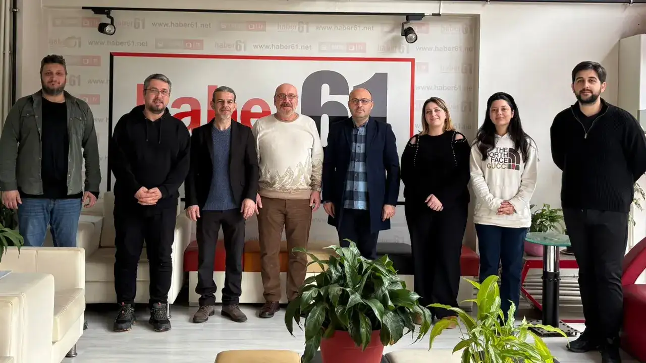 kacardan-haber61e-ziyaret-trabzon-gazeteciligin-okulu