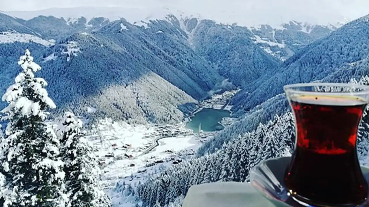 meteoroloji-trabzonu-uyardi-kar-yagmur-ve-firtina-kapida