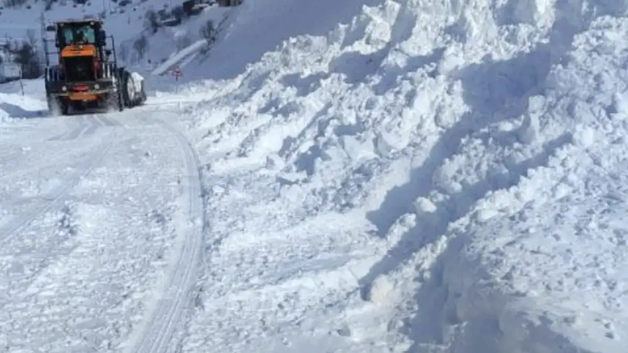 trabzonda-hafta-boyu-yagis-ve-cig-uyarisi-dikkatli-olun