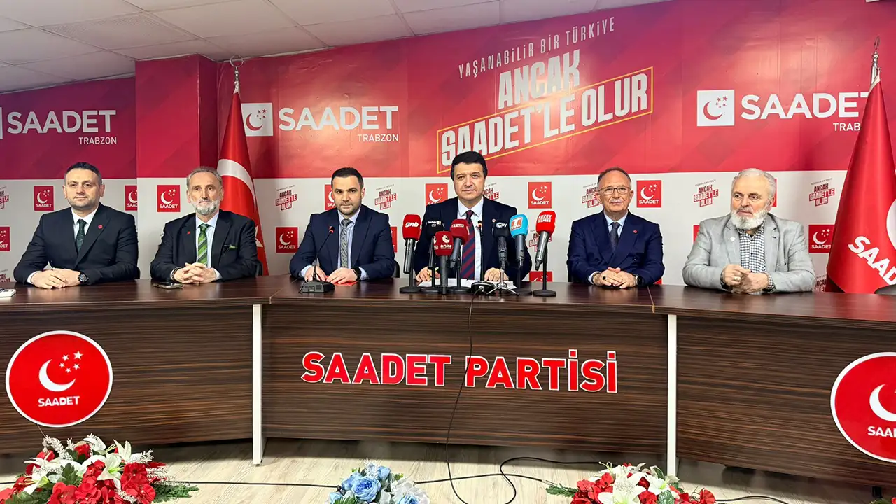 mahmut-arikan-trabzonda-gundemi-degerlendirdi-guney-cevre-yolu-ve-havalimani-tepkisi-geldi