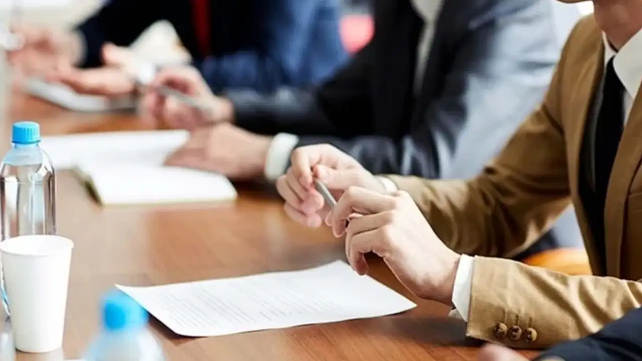 meb-903-personel-alimi-basvuru-sartlari-meb-903-sozlesmeli-personel-alacak-2026-meb-personel-alimi-basvurulari-ne-zaman