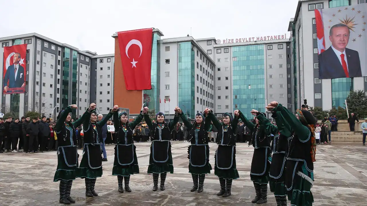 rizenin-dusmnan-isgaoiunden-kurtlasnun