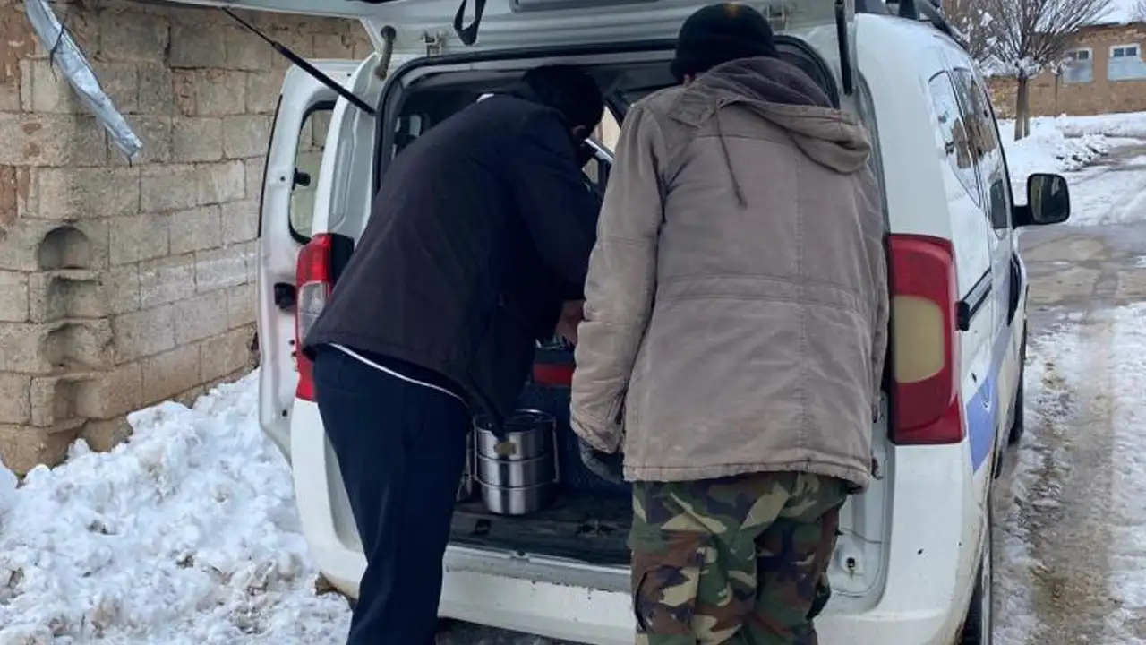 demirozunde-ramazan-dayanismasi-30-haneye-sicak-yemek