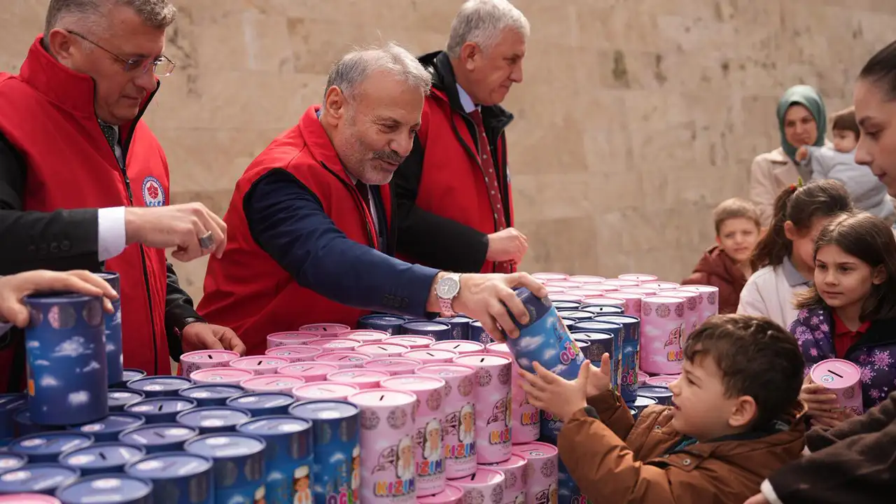 ofta-tekne-orucu-coskusu-500-cocuk-camide-bulustu