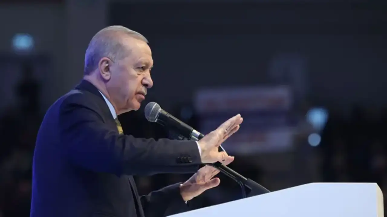 adalet-bakani-akin-gurlek-kimdir