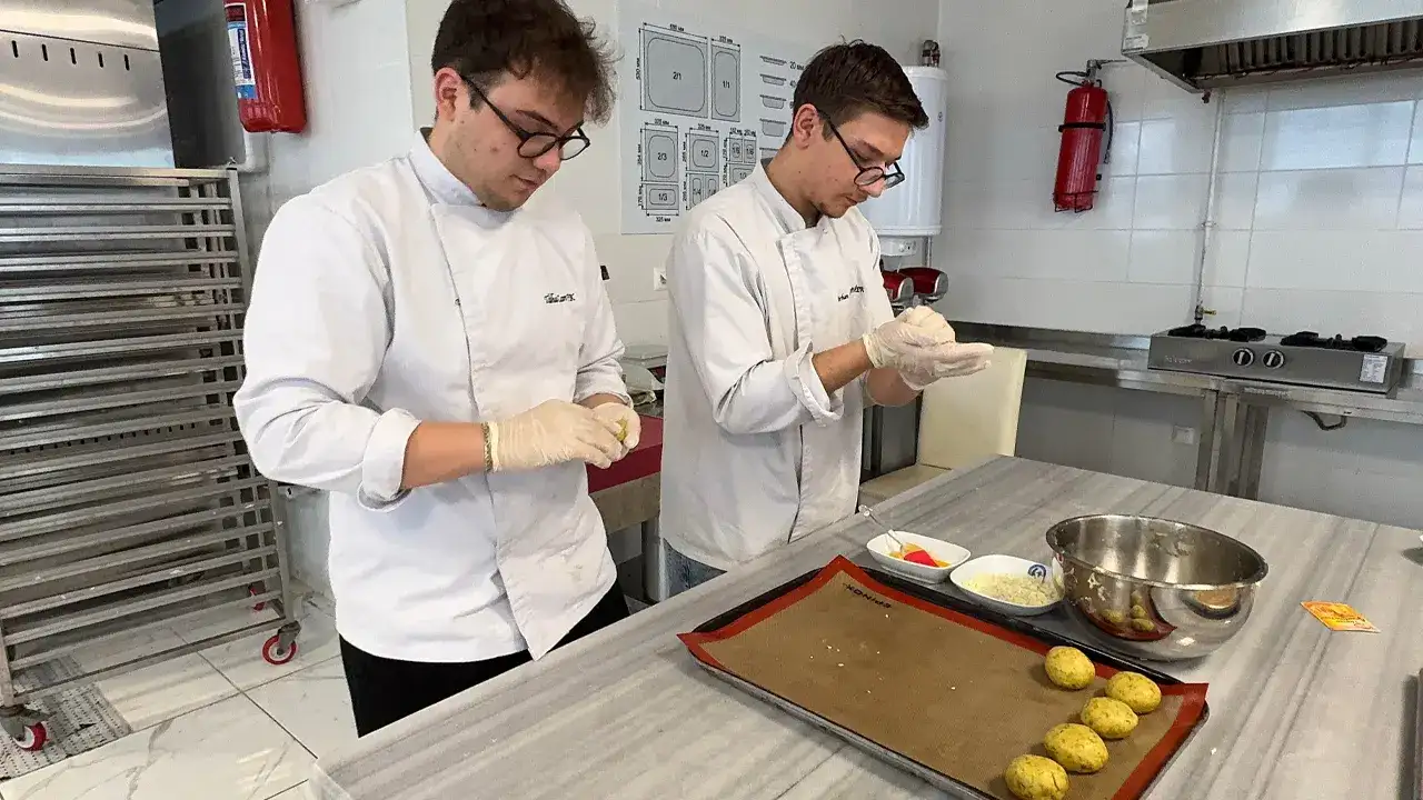 giresun-universitesinden-findikli-5-yeni-pastane-urunu