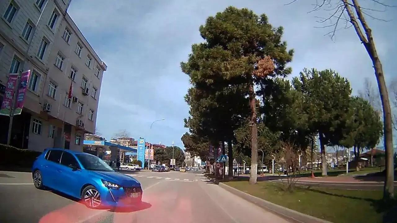 ordu-unyede-saniyelik-refleks-kazayi-onledi