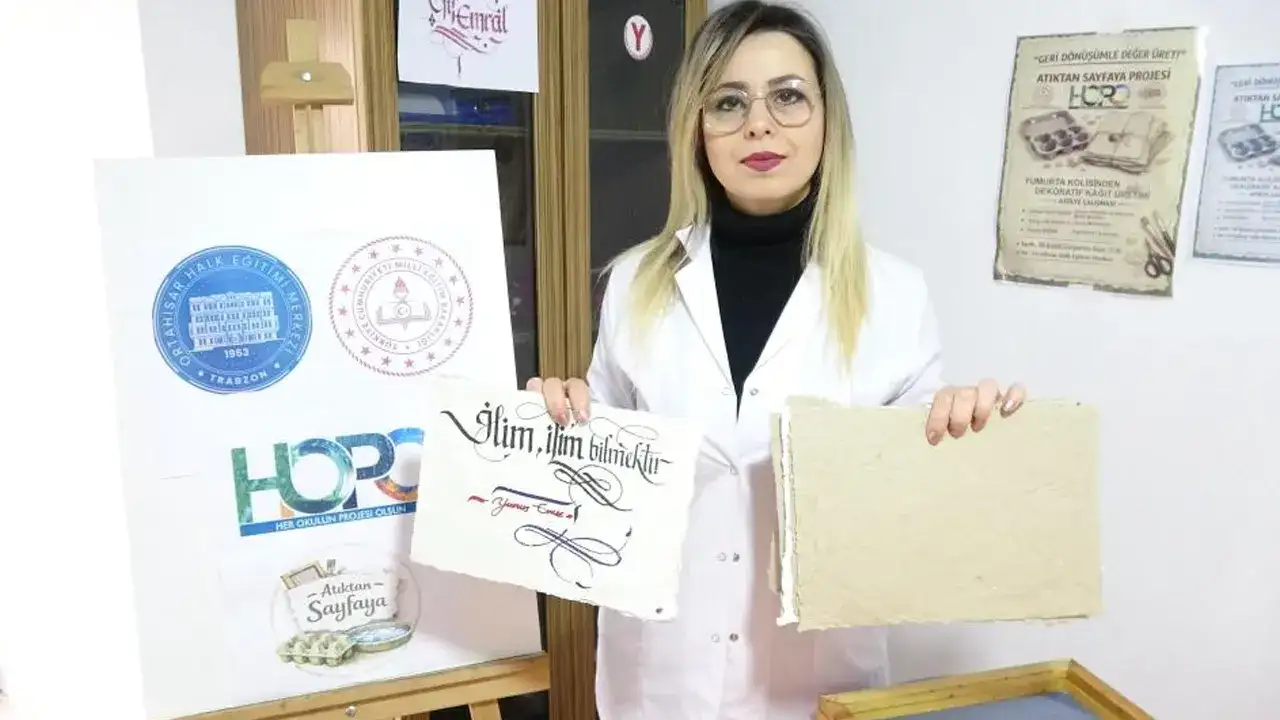 trabzonda-yumurta-kolisinden-sanat-geri-donusumle-el-yapimi-kagit-uretiyorlar