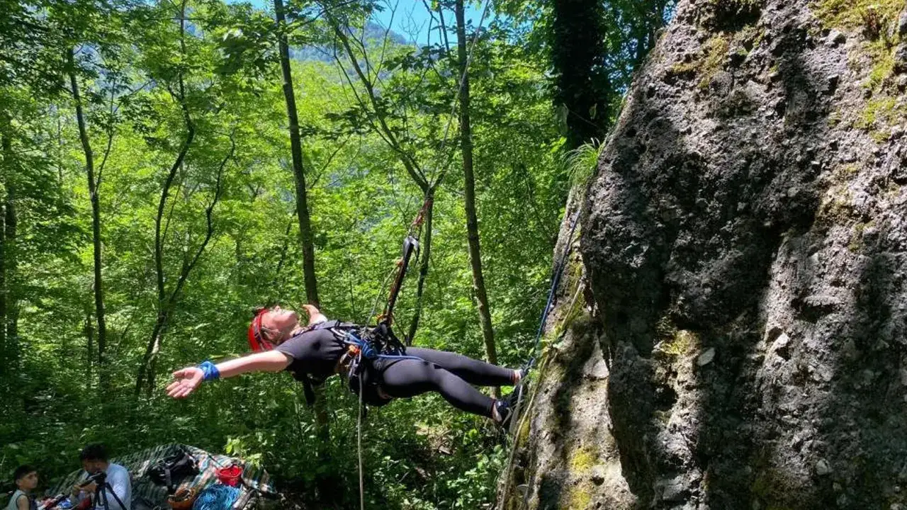 artvinde-hopakin-kadin-gonullulerinden-8-mart-mesaji