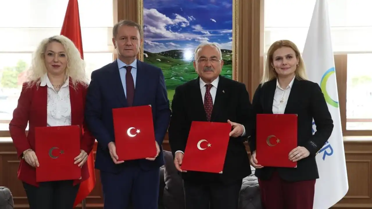 ordu-buyuksehir-ve-ordu-universitesinden-60-yas-ve-uzeri-vatandaslara-egitim-firsati