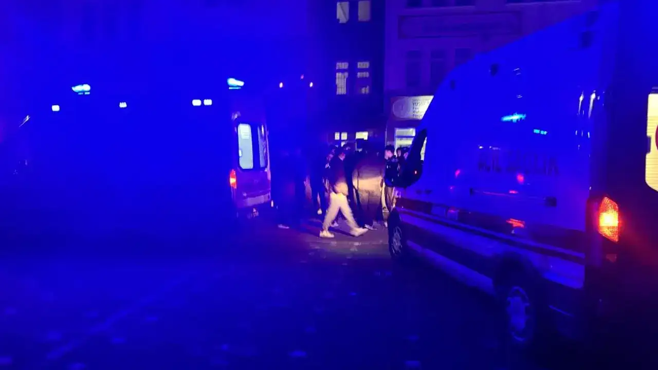 ordu-unyede-ogrenci-pansiyonunda-baca-yangini