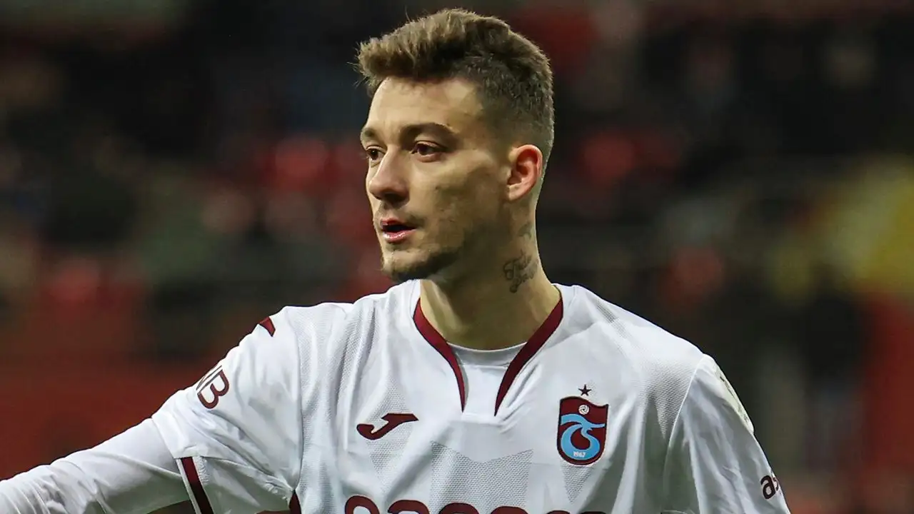 trabzonspor-dis-sahada-sampiyonluk-sezonunu-hatirlatti