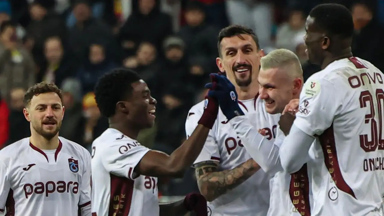 trabzonsporun-yeni-silahi-kafa-golleri