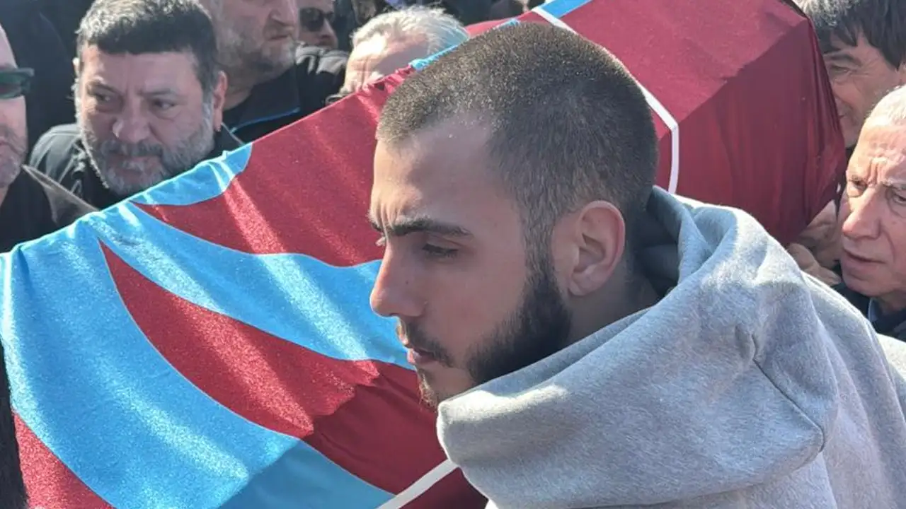 trabzonspor-efsanesi-orhan-kaynak-icin-anma-toreni-duzenlendi