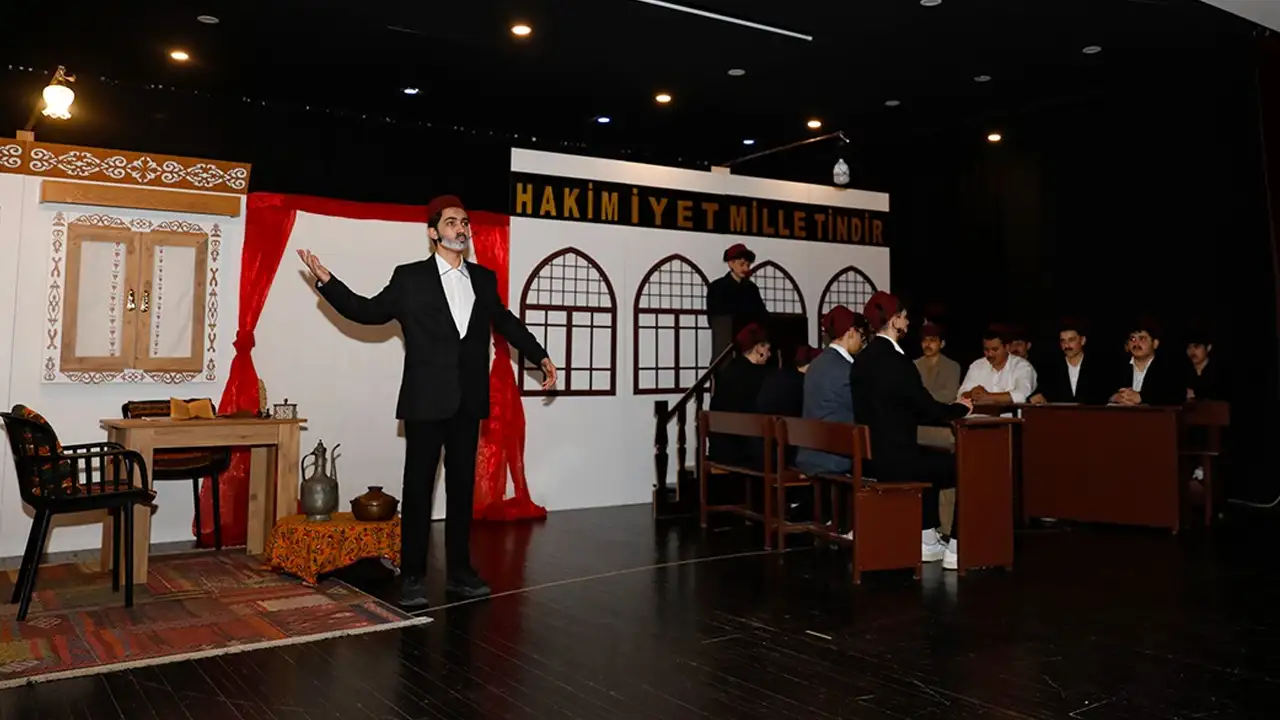 akcaabatta-istiklal-marsinin-kabulunun-yil-donumu-anildi