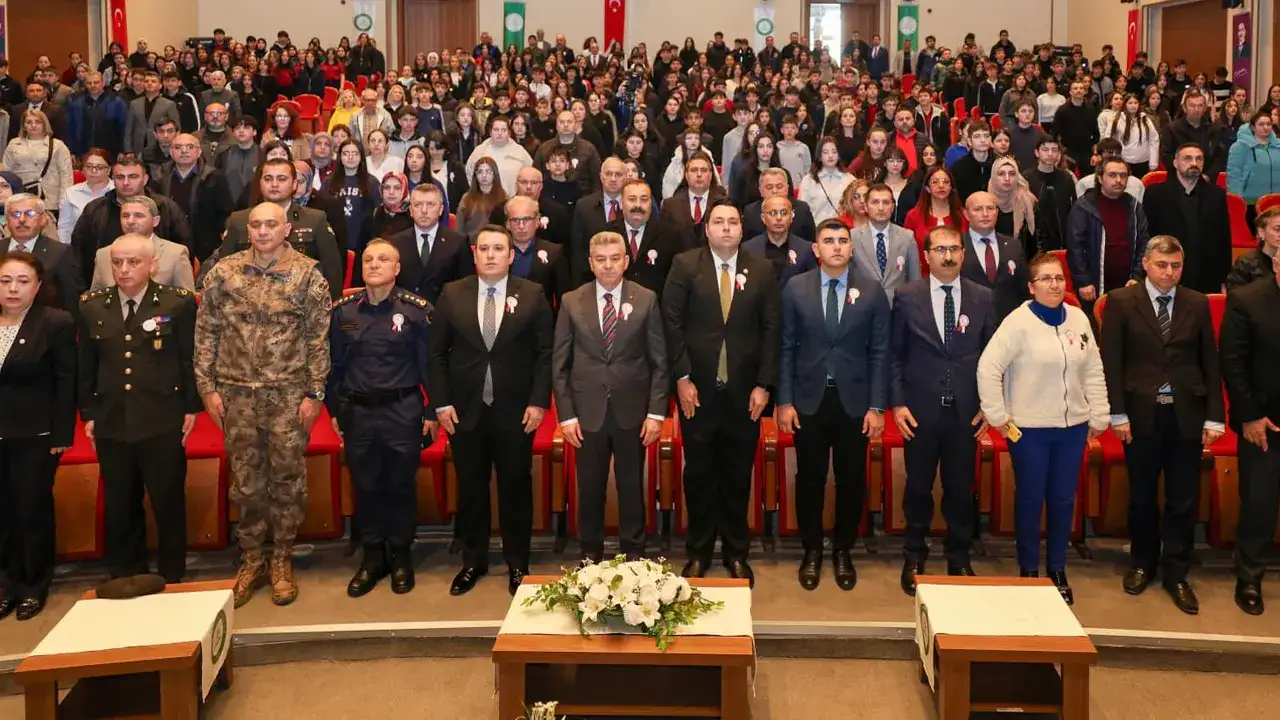 artvinde-istiklal-marsinin-kabulunun-105