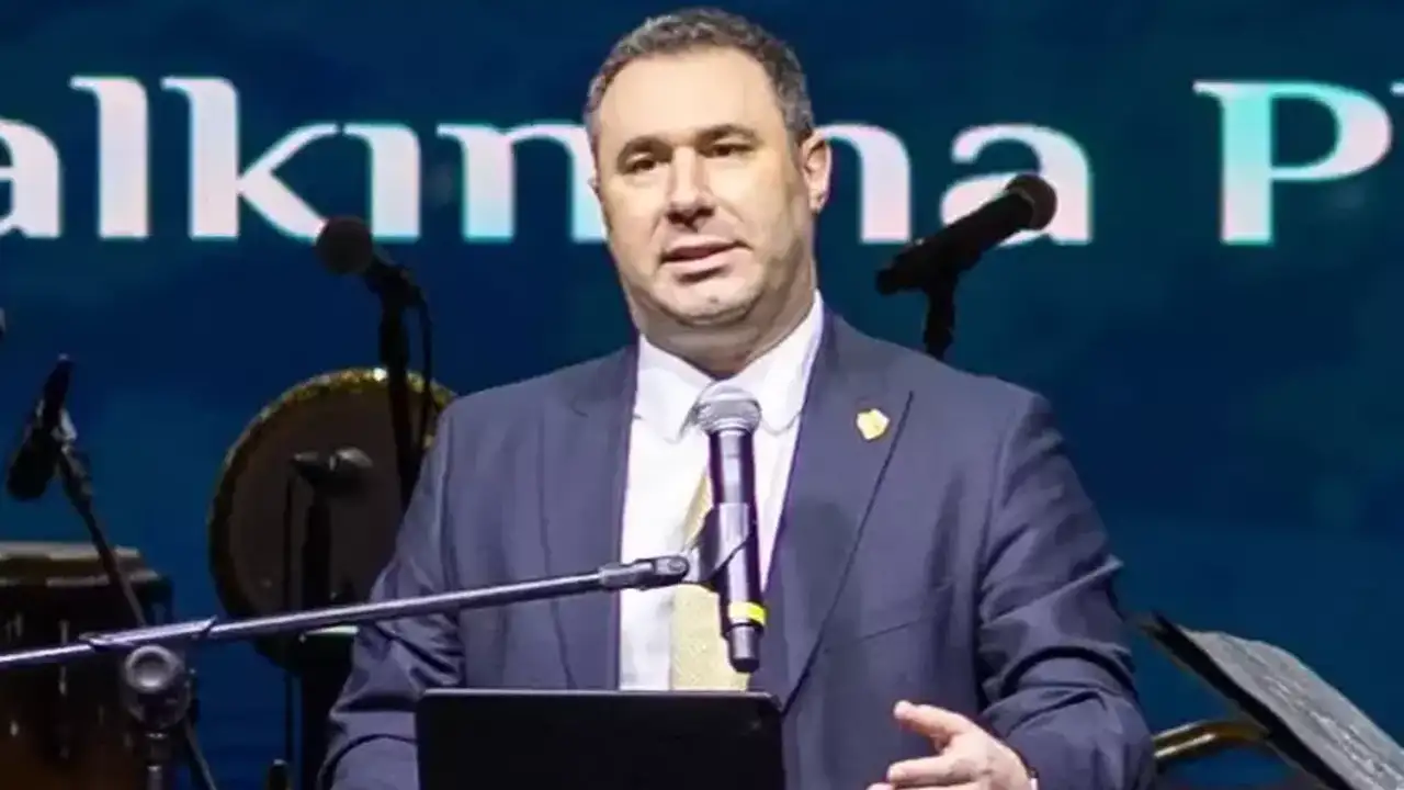 baris-gokturk-kimdir