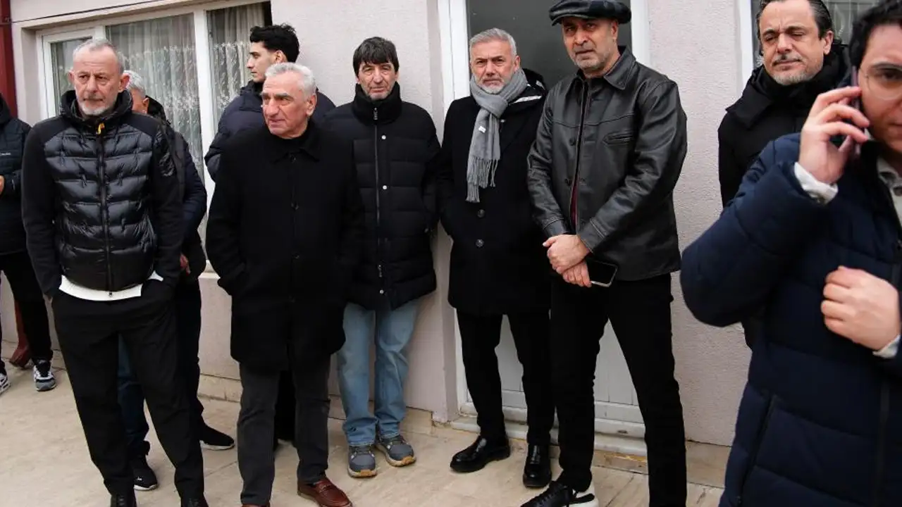 orhan-kaynak-son-yolculuguna-ugurlandi-spor-dunyasi-cenazede-bulustu