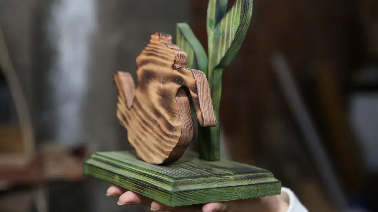 rizede-70-yasinda-ahsap-atolyesi-kurdu