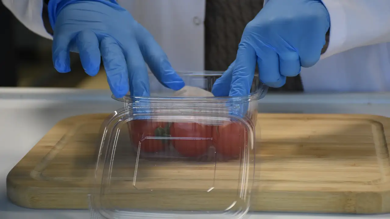 trabzonda-gelistirildi-gidalarin-raf-omrunu-uzatan-ambalaj-uretildi