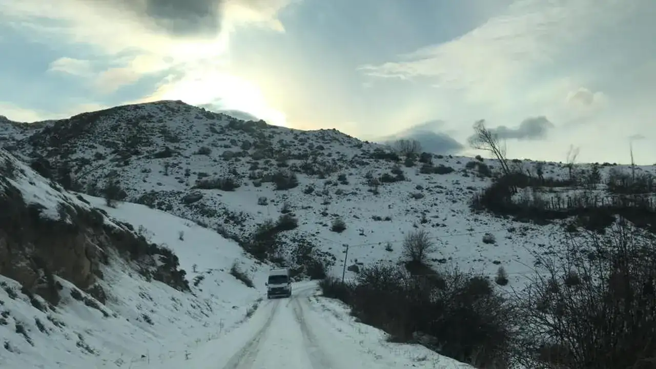 bayburt-icin-kar-ve-cig-uyarisi-meteorolojiden-dikkat-ceken-aciklama
