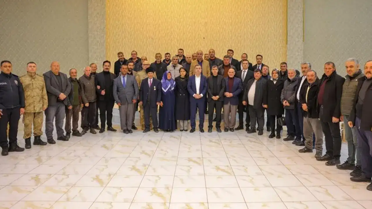 demirozunde-sehit-aileleri-ve-gaziler-onuruna-iftar