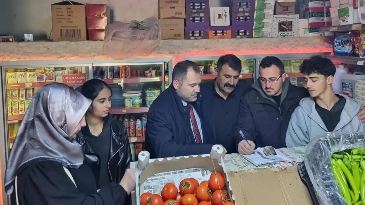 bayburt-lisesi-ogrencilerinden-anlamli-hareket-zimem-defteri-gelenegi-yasatildi