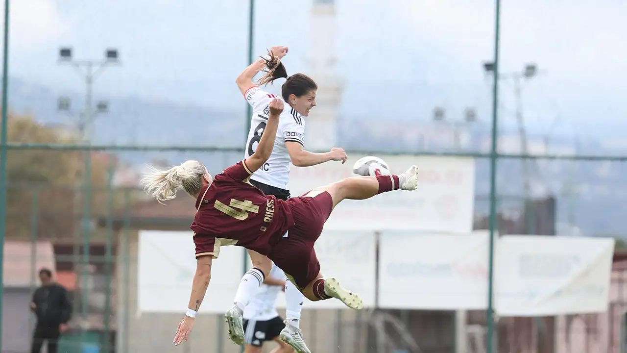 abdden-trabzonspora-uzanan-hikaye-savunmanin-kralicesi-olmak-gurur-verici