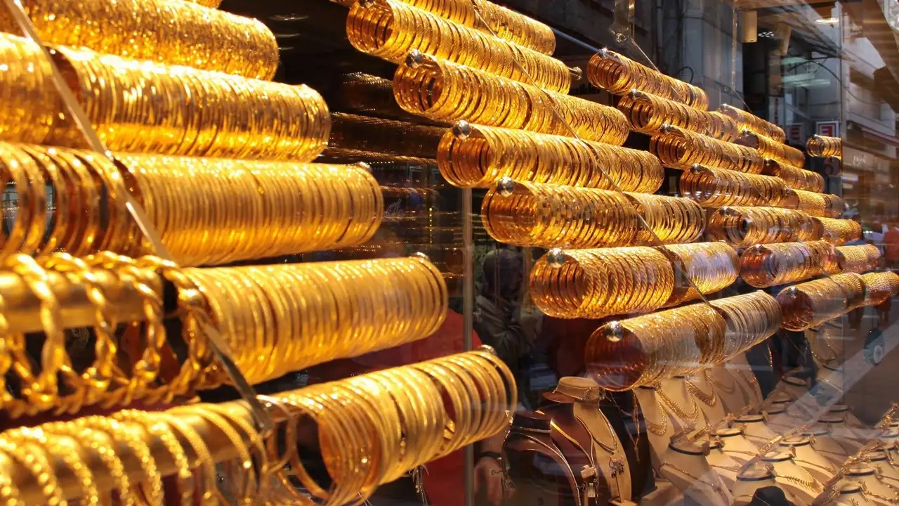 arefe-gunu-kuyumcular-acik-mi