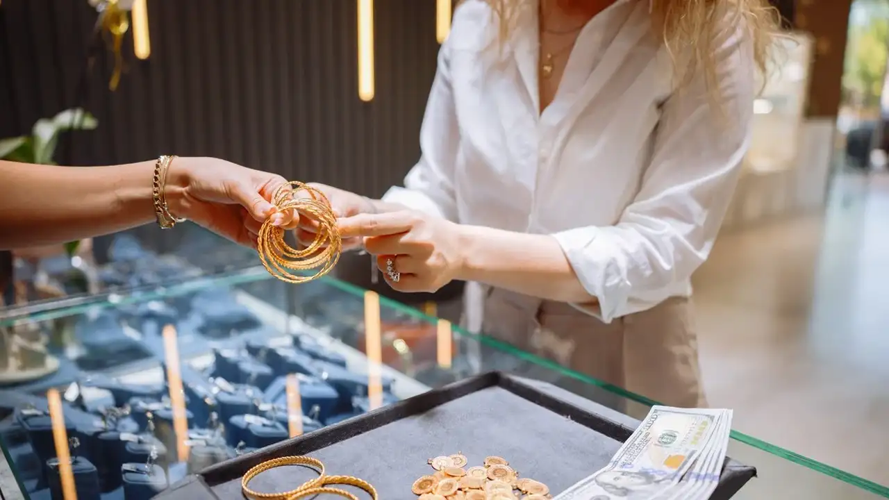 arefe-gunu-kuyumcular-acik-mi