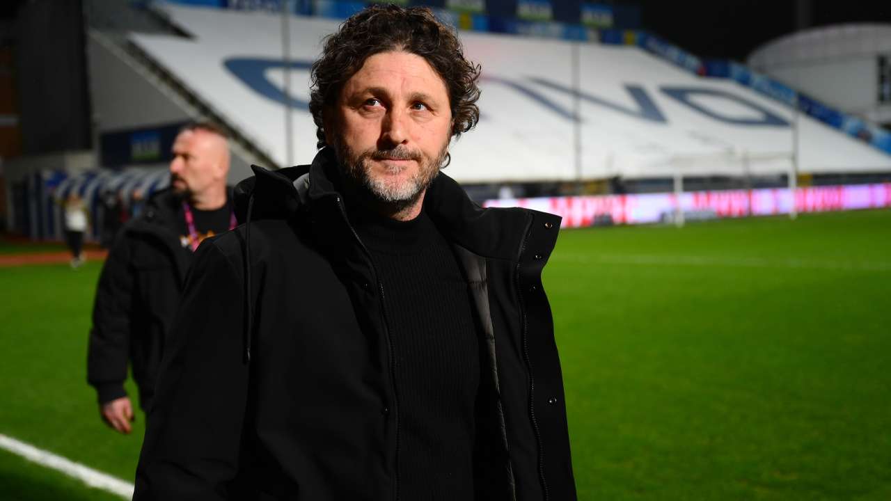 trabzonspor-teknik-direktoru-tekke-basin-toplantisinda-konustu-degerli-3-puan