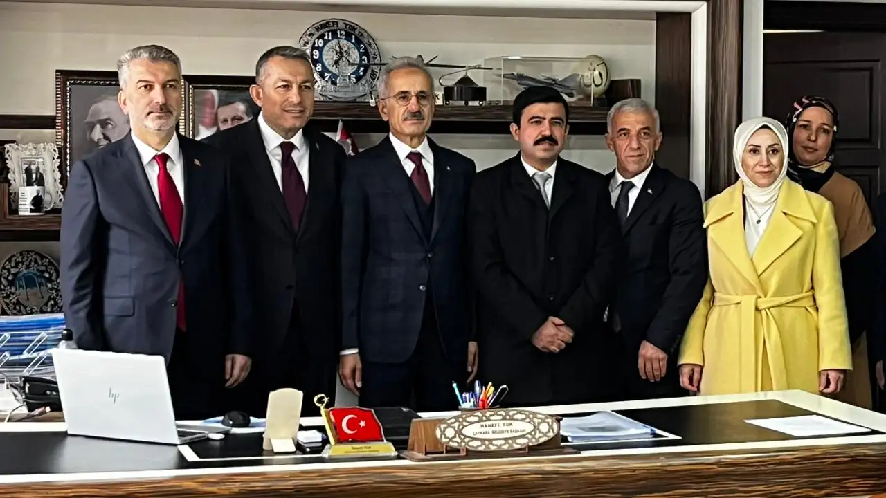 caykarada-kalkinma-ve-esnaf-bulusmasi-uraloglu-sahaya-indi