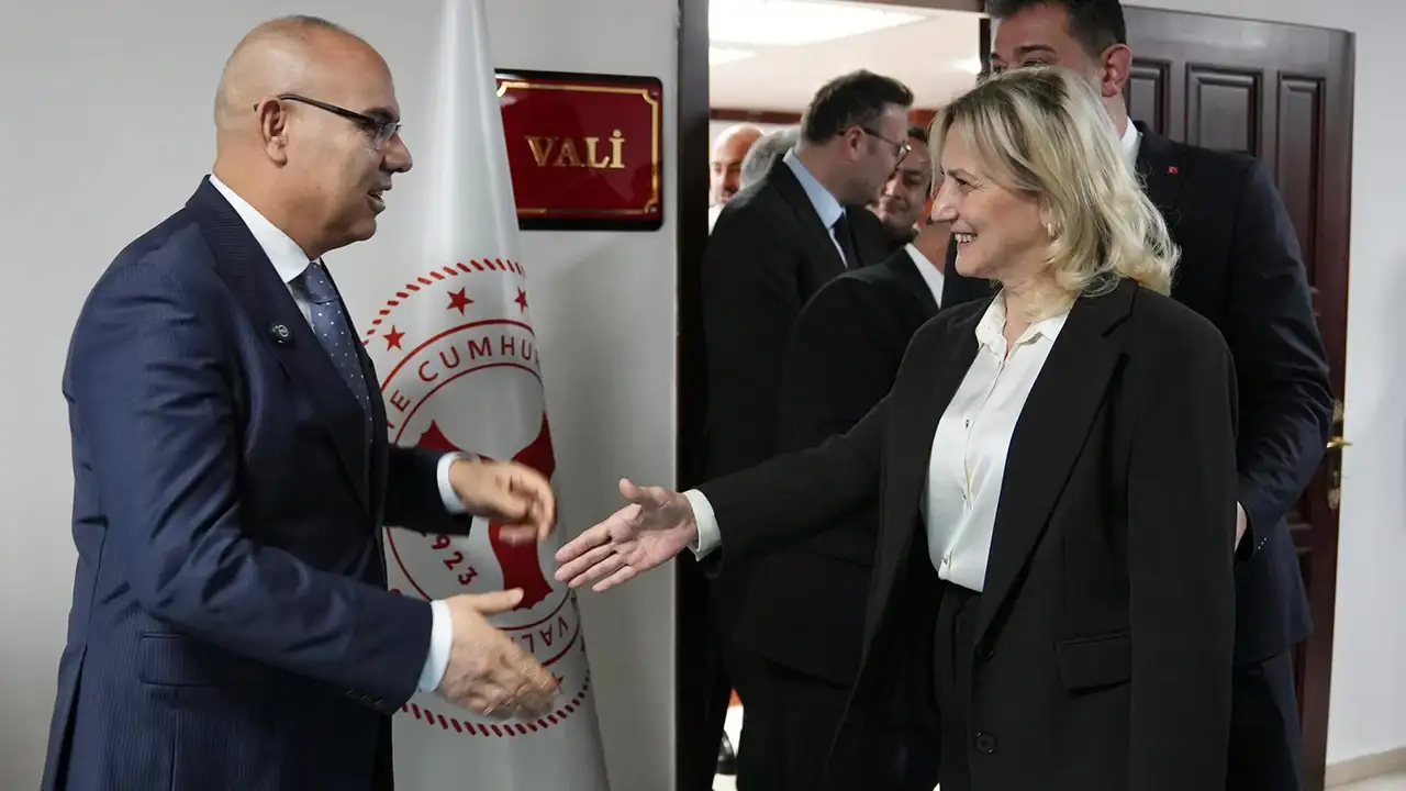 giresunda-bayramlasma-programi-duzenlendi